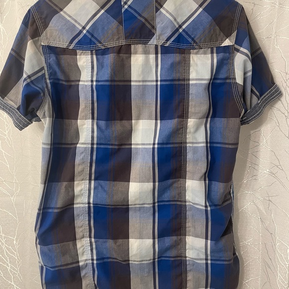BKE Standard Fit Button Up - Picture 3 of 3
